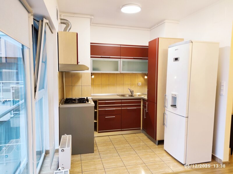 Titan - Auchan-  2 camere complex rezidential 2010- loc de parcare