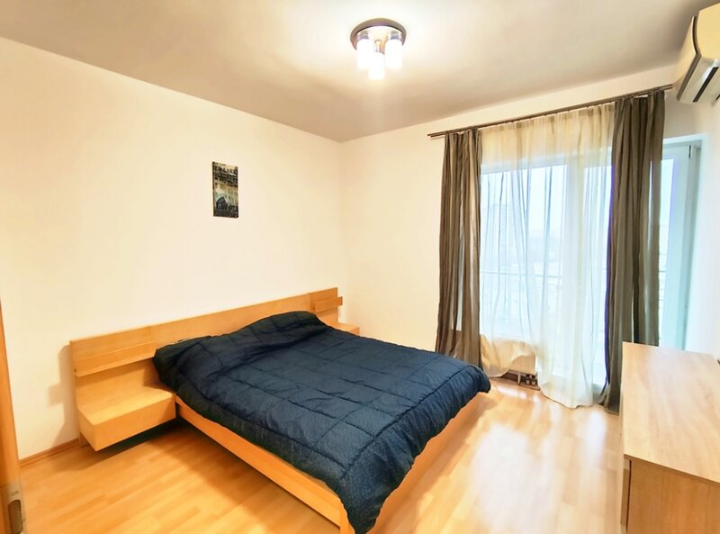 Titan - Auchan-  2 camere complex rezidential 2010- loc de parcare